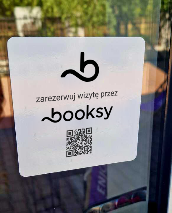 Naklejki z kodem QR "Zarezerwuj wizytę przez Booksy" 5-Pack